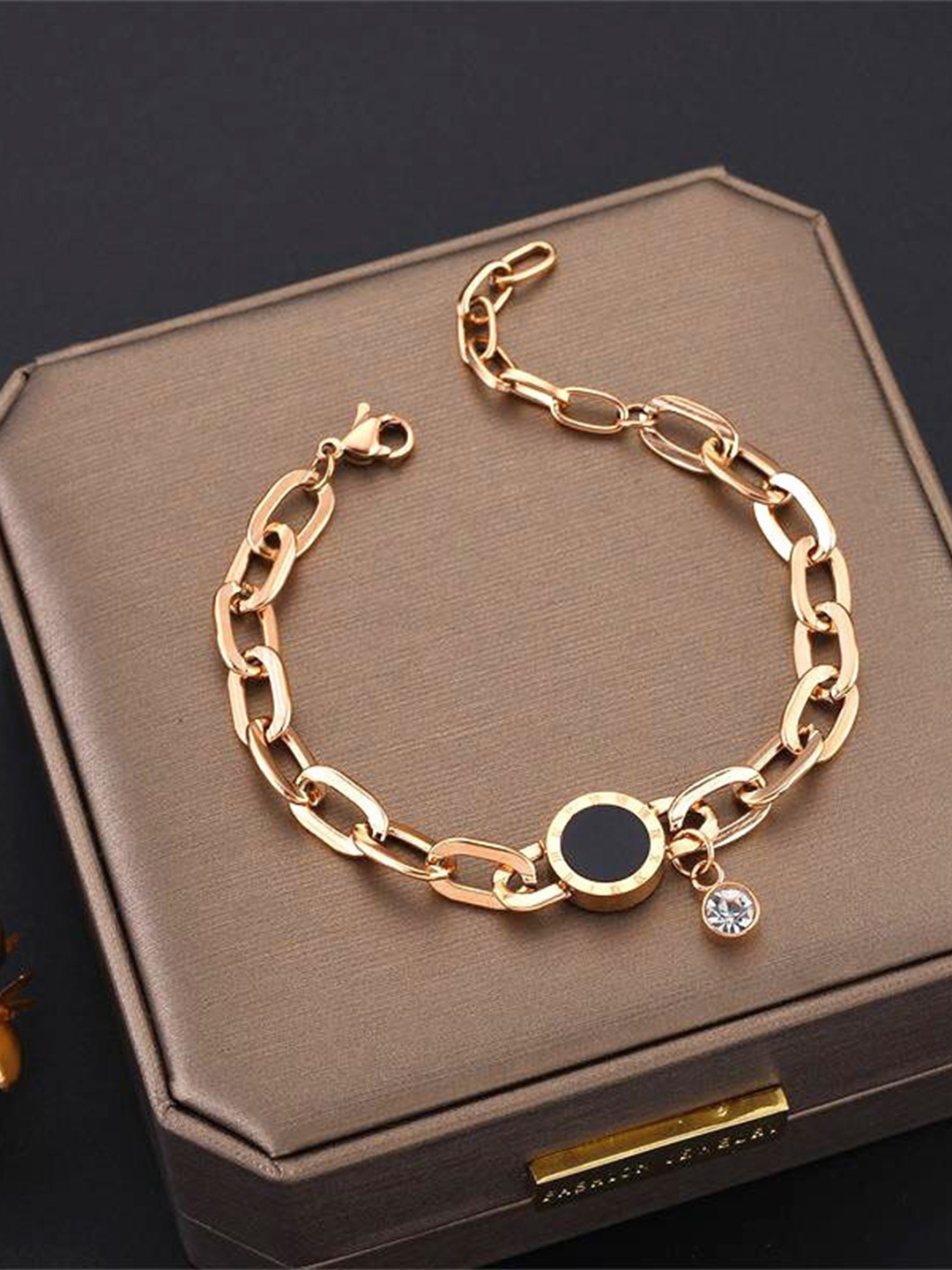 

MYKI Women Rose Gold-Plated Cubic Zirconia Link Bracelet
