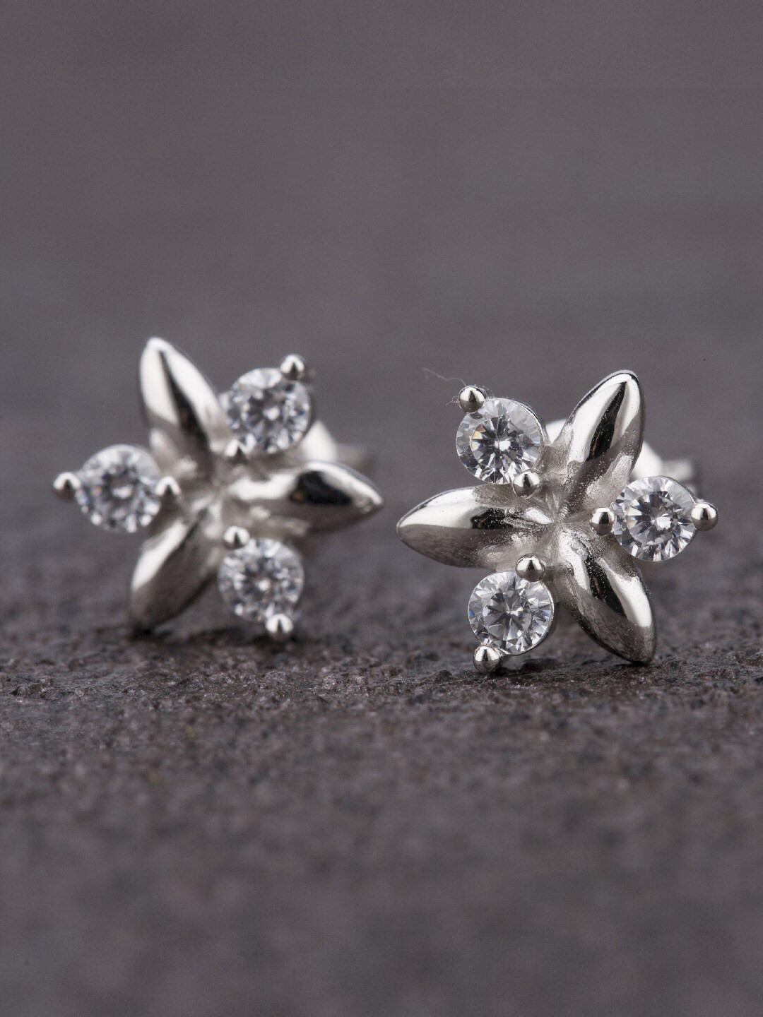 

PALMONAS 925 Silver-Plated Contemporary Studs Earrings