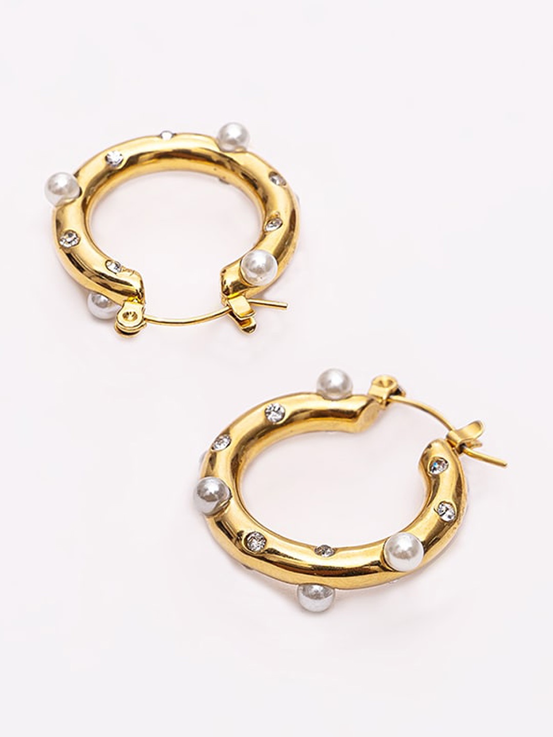 

PALMONAS Gold-Plated Cubic Zirconia Contemporary Hoop Earrings