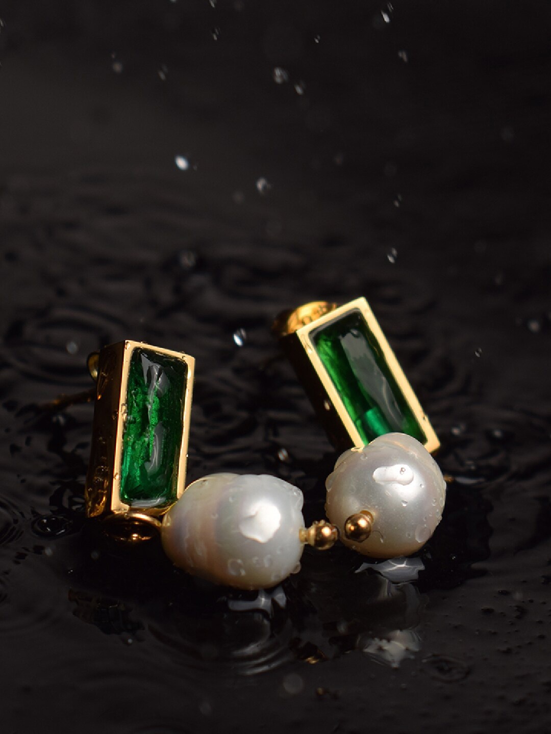 

PALMONAS Gold-Plated Contemporary Drop Earrings