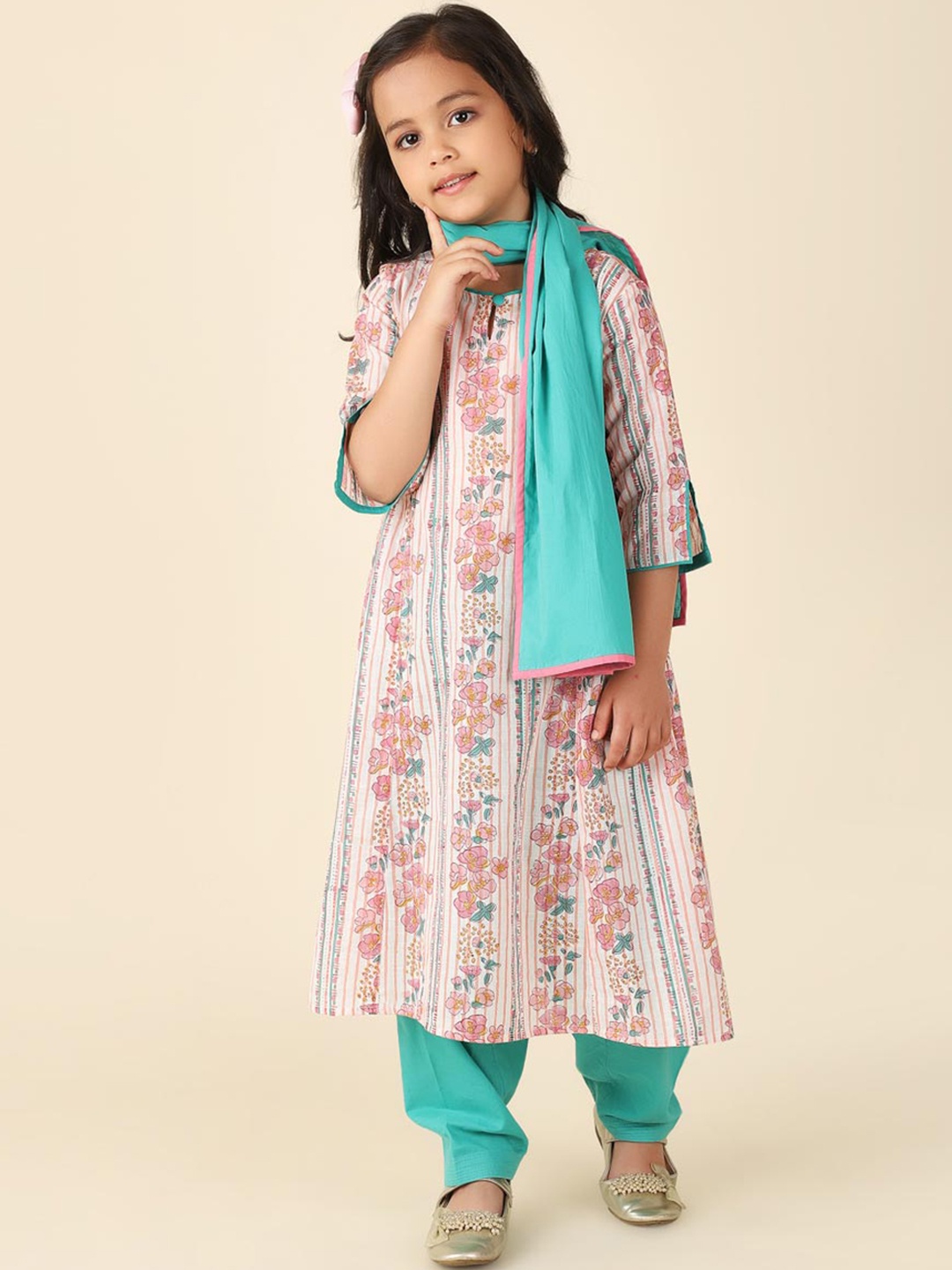 

Fabindia Girls Floral Printed Pure Cotton Kurta with Salwar & Dupatta, White