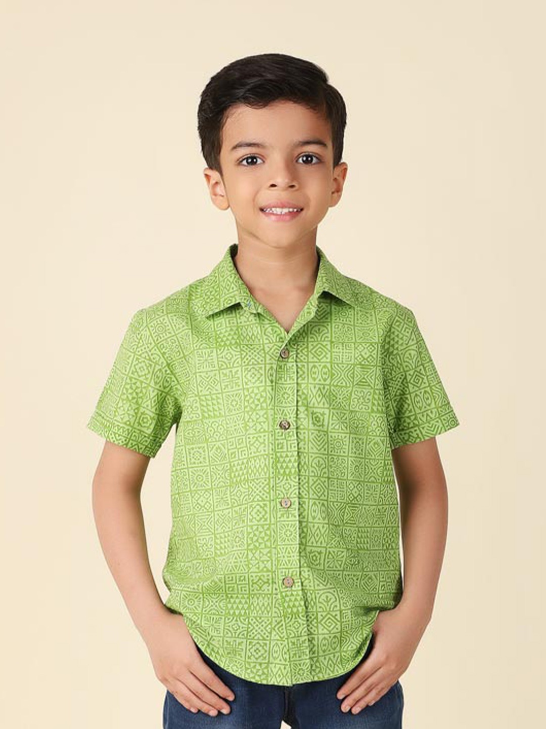

Fabindia Boys Geometric Printed Cotton Casual Shirt, Green