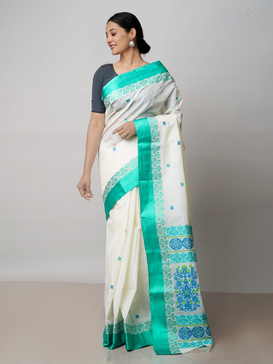 

Unnati Silks Woven Design Pure Cotton Handloom Jamdani Saree, Off white