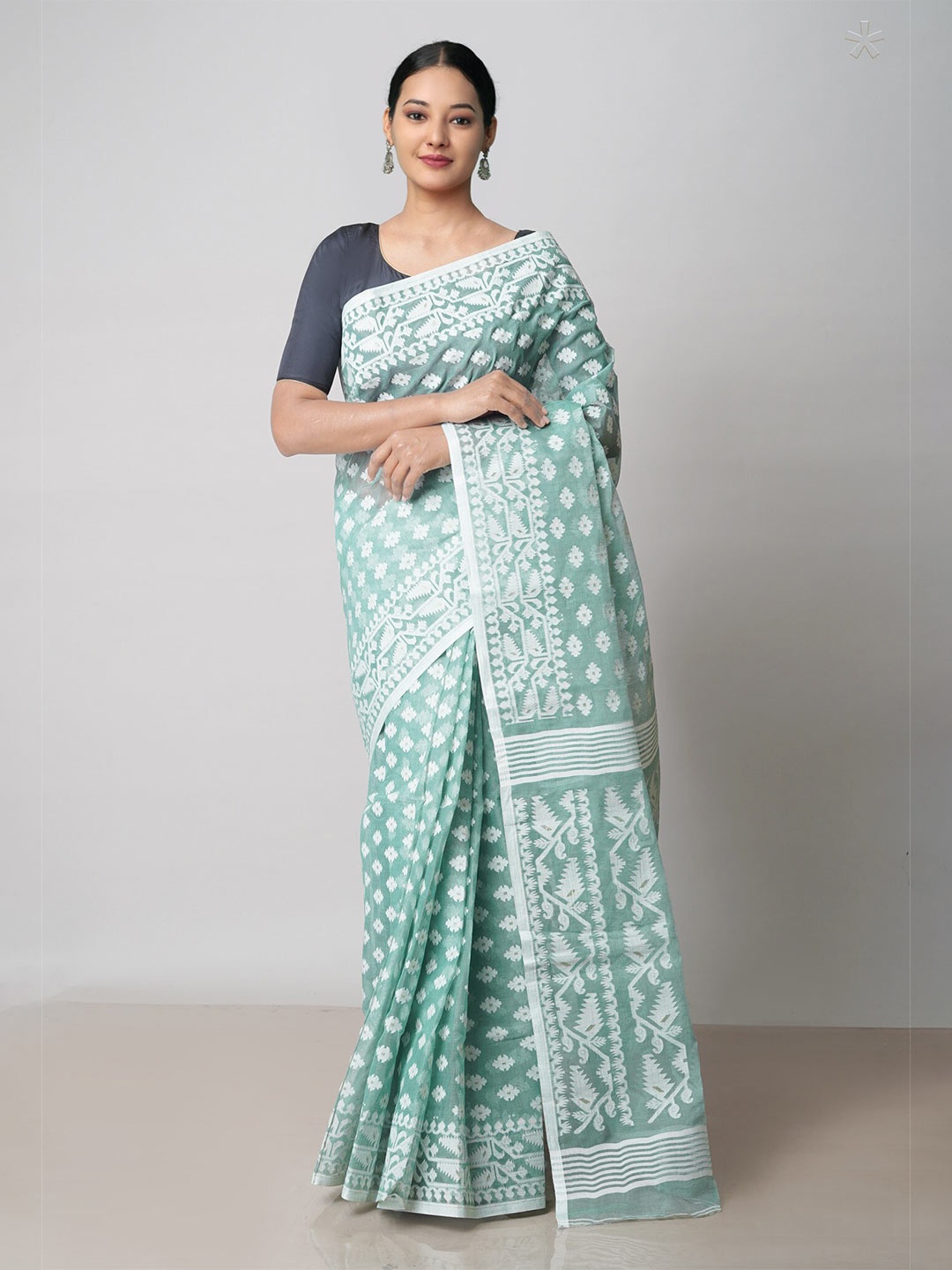 

Unnati Silks Woven Design Bengal Pure Cotton Handloom Jamdani Saree, Green