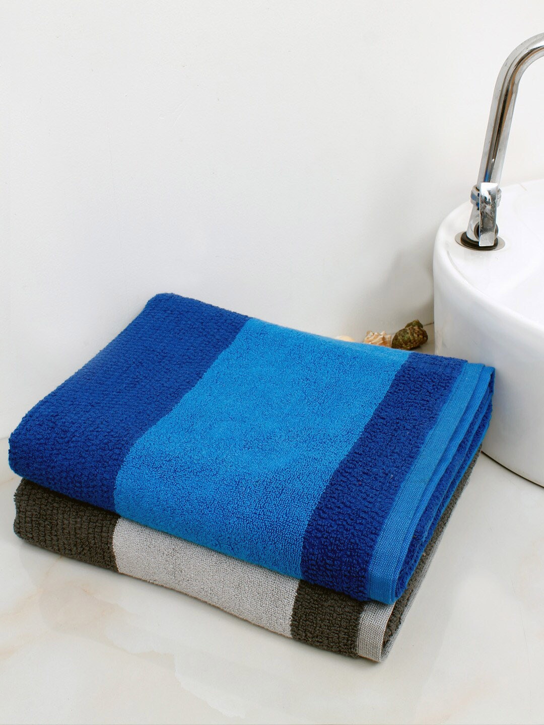 

AVI Living Blue 2 Pcs Colourblocked Pure Cotton 650GSM Highly Absorbent Bath Towels
