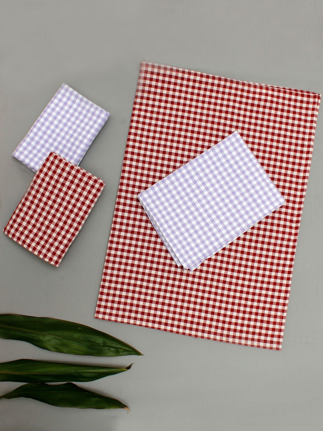 

AVI Living Purple Colored & Red 4 Pieces Checked 320 GSM Pure Cotton Kitchen Towels