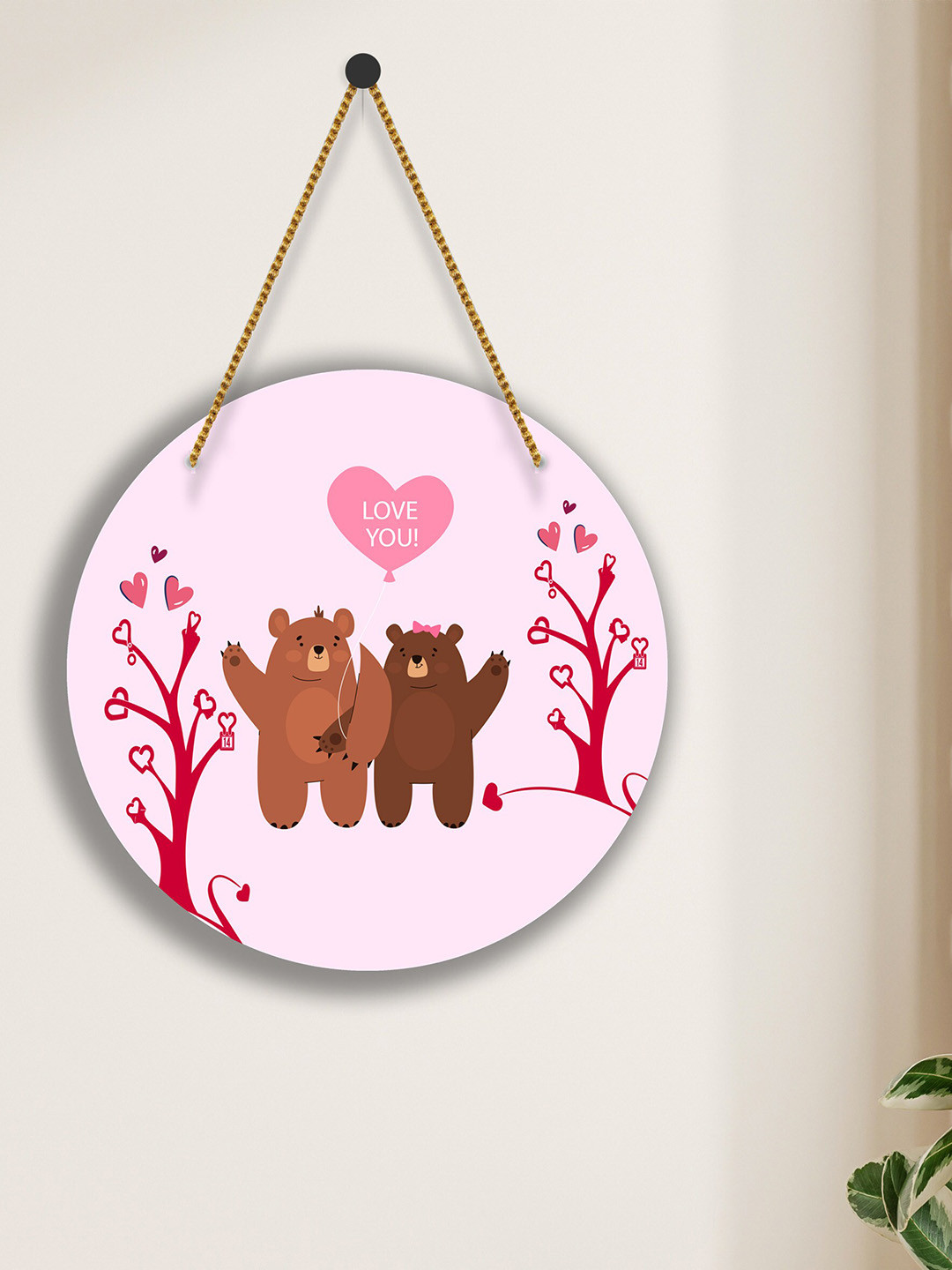

SAF Pink & Brown Love Couple Printed Round Shaped Wall Hanging With Zardoori