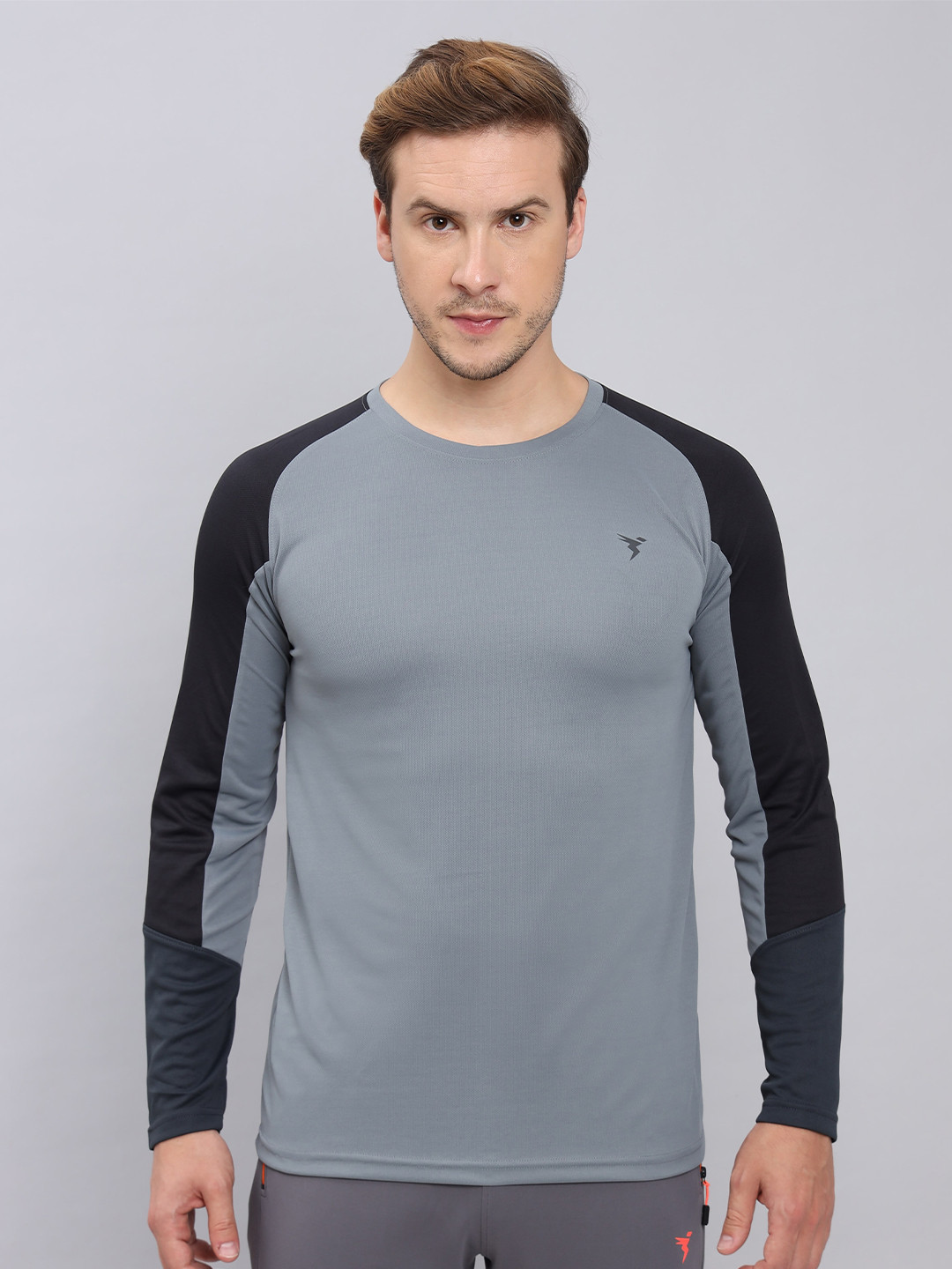 

Technosport Antimicrobial Slim Fit T-shirt, Grey
