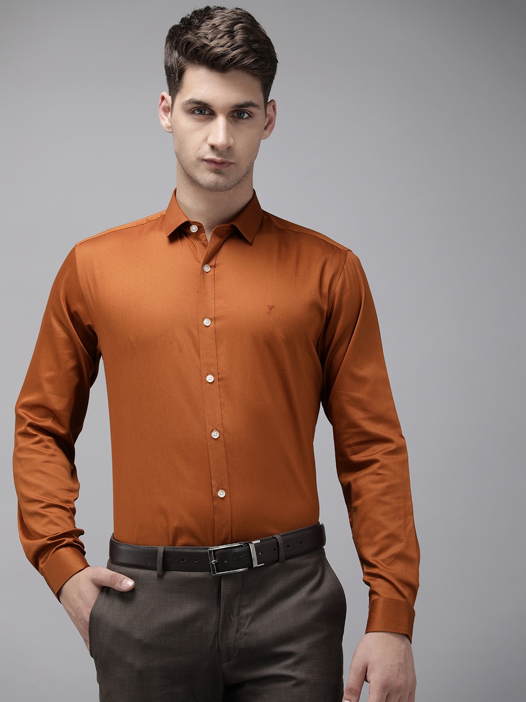 

V Dot Solid Slim Fit Pure Cotton Formal Shirt, Rust