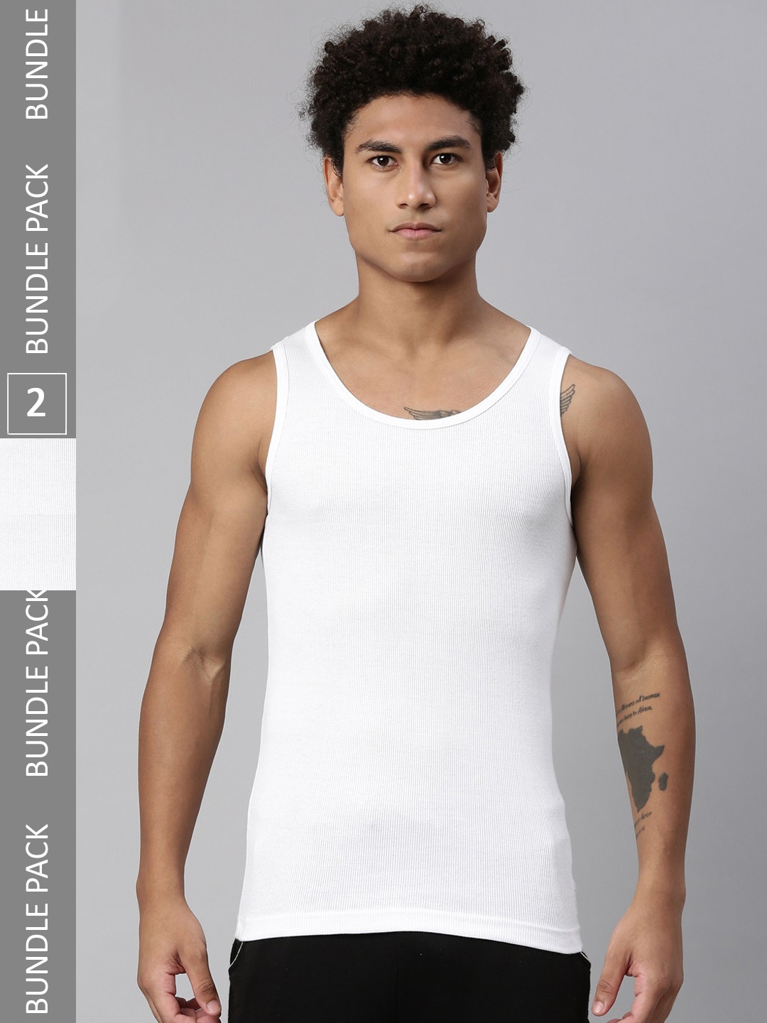 

Levis Pack of 3 Vests with Side Branding, Tag Free Comfort & Smartskin Technology, White