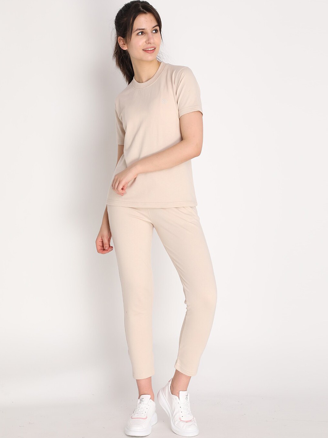 

CHKOKKO Round Neck Short Sleeves Trousers, Beige