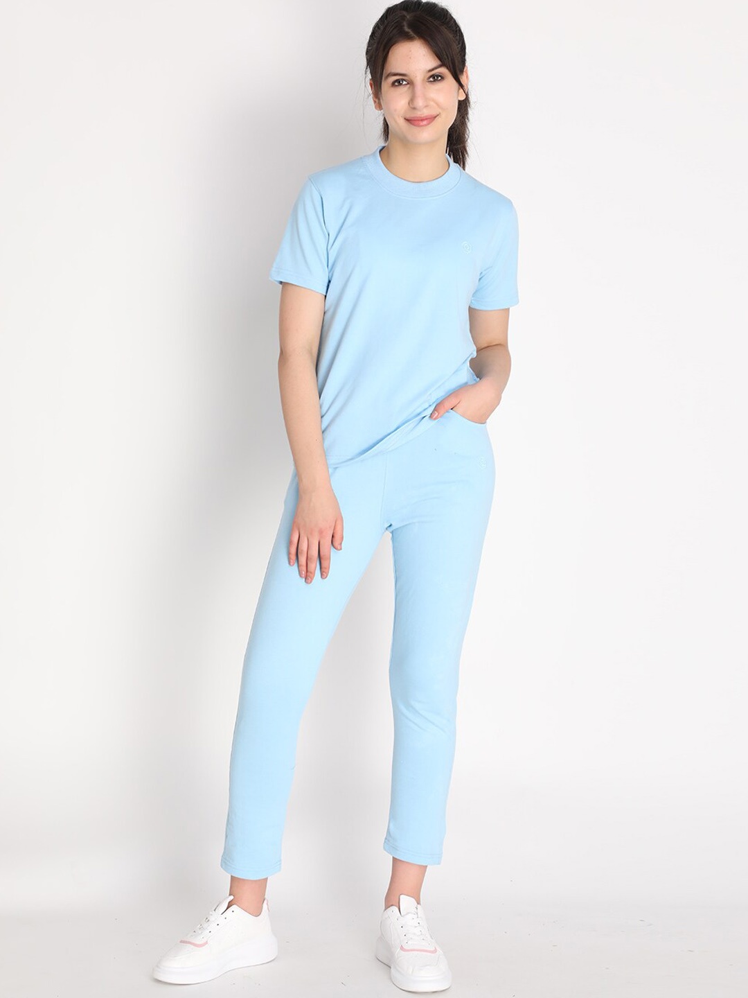 

CHKOKKO Round Neck Short Sleeves T-Shirt & Trousers, Blue