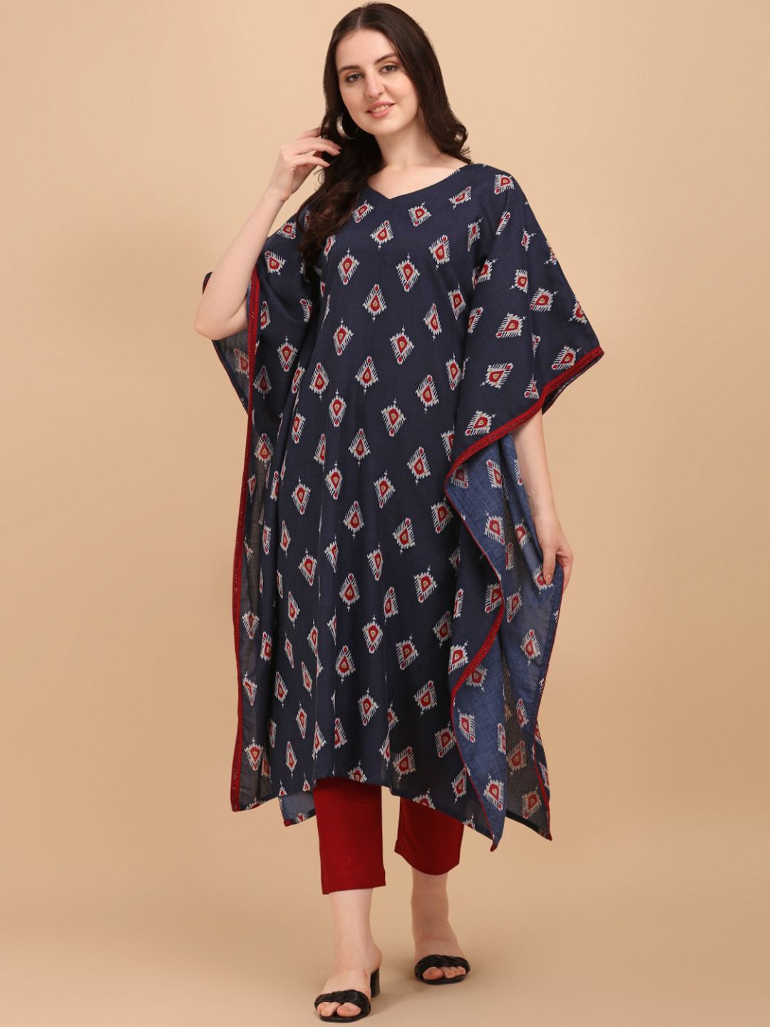 

NAINVISH Ethnic Motifs Printed Kaftan Kurta with Trousers, Navy blue