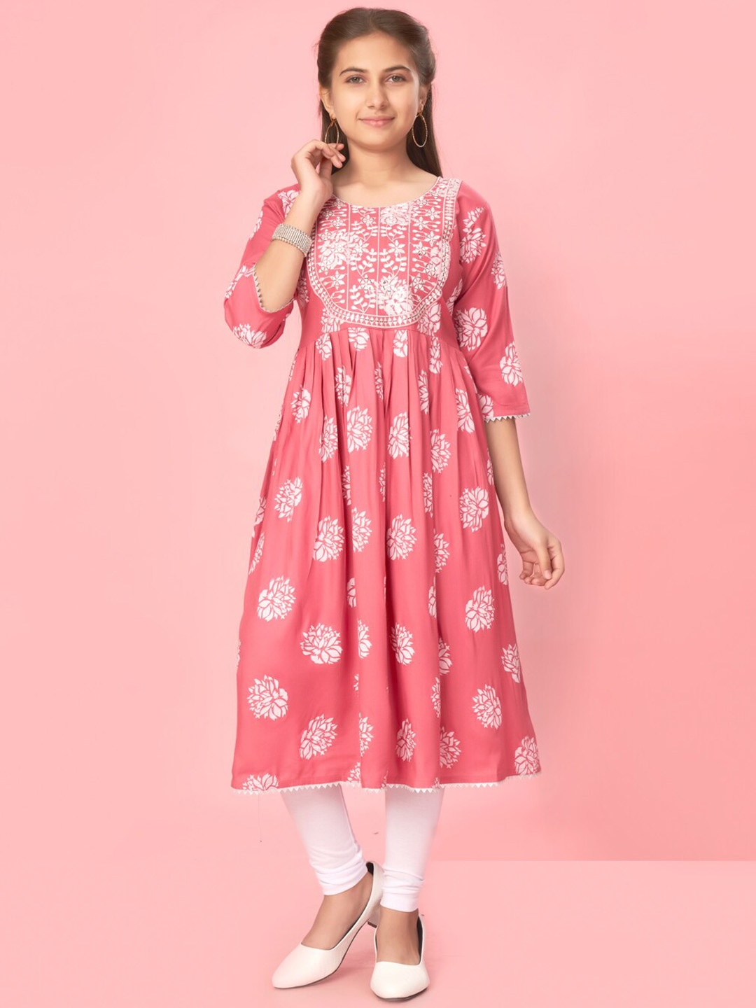 

Muhuratam Girls Ethnic Motifs Printed Cotton A-Line Kurta, Pink