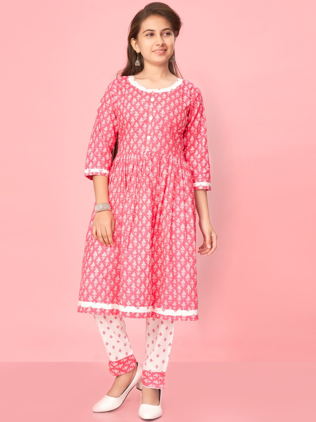 

Muhuratam Girls Ethnic Motifs Printed Pleated Pure Cotton Kurta with Trousers, Pink