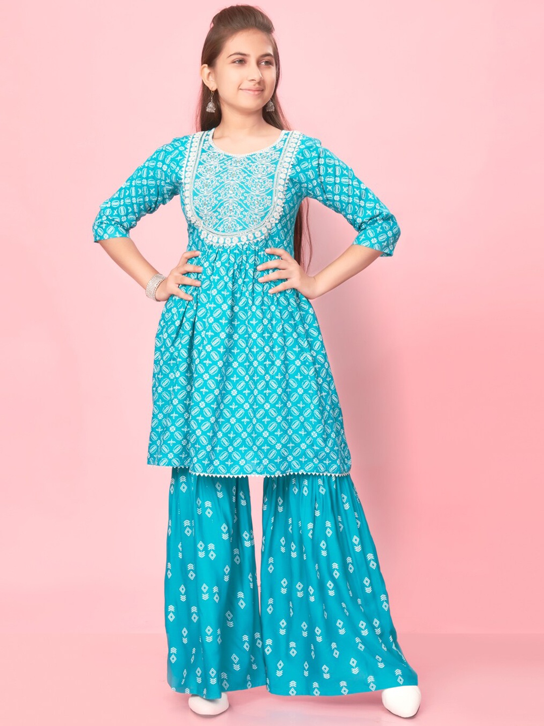 

Muhuratam Girls Ethnic Motifs Printed A-Line Thread Work Pure Cotton Kurti with Sharara, Turquoise blue