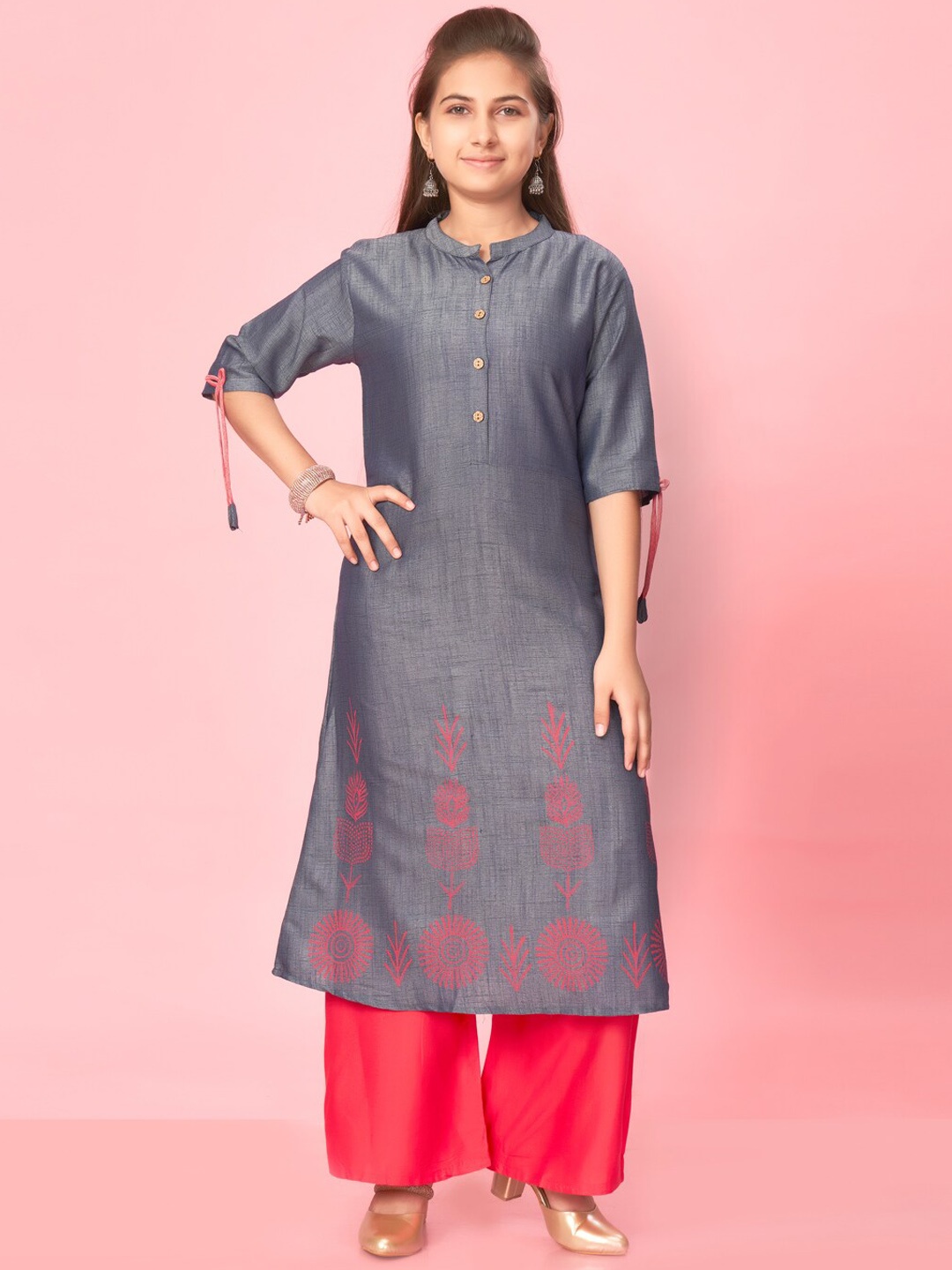 

Muhuratam Girls Floral Printed Pure Cotton Kurta with Palazzos, Grey
