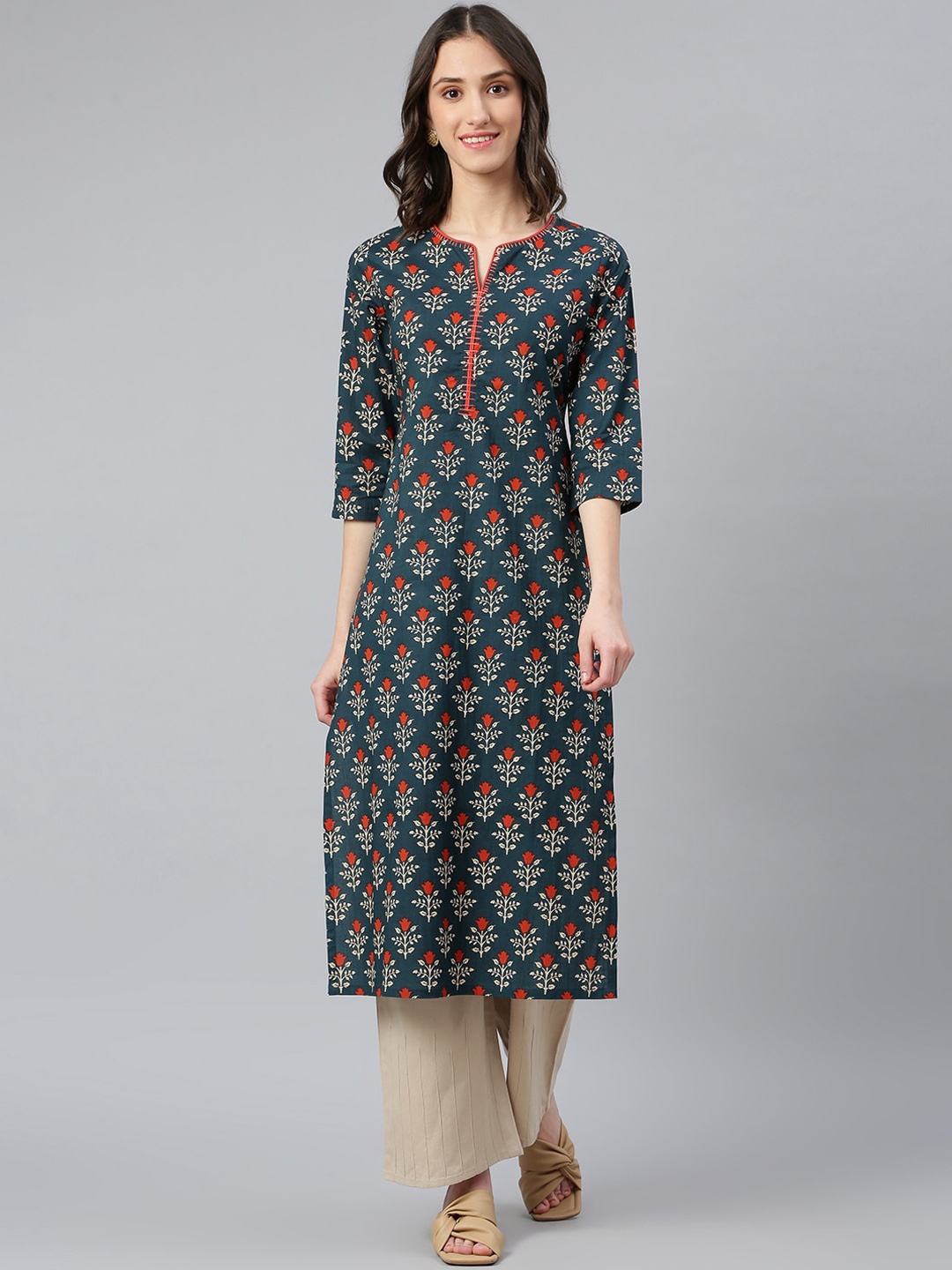 

Idalia Floral Printed Notched Neck Thread Work Pure Cotton Kurta, Navy blue