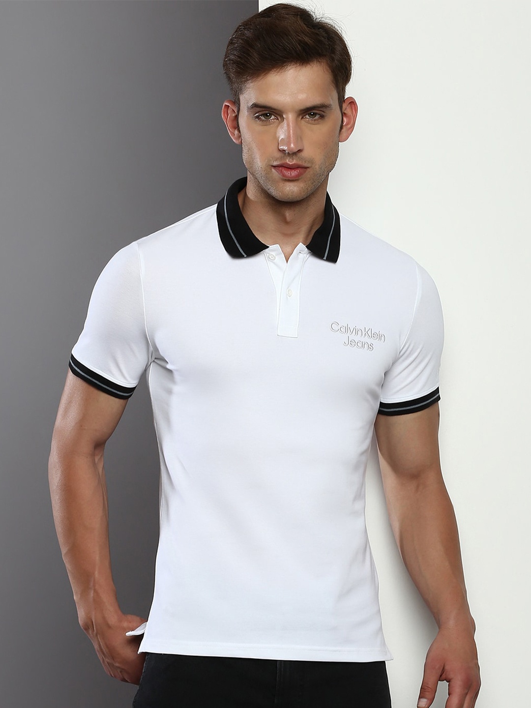 

Calvin Klein Jeans Polo Collar Slim Fit T-shirt, White