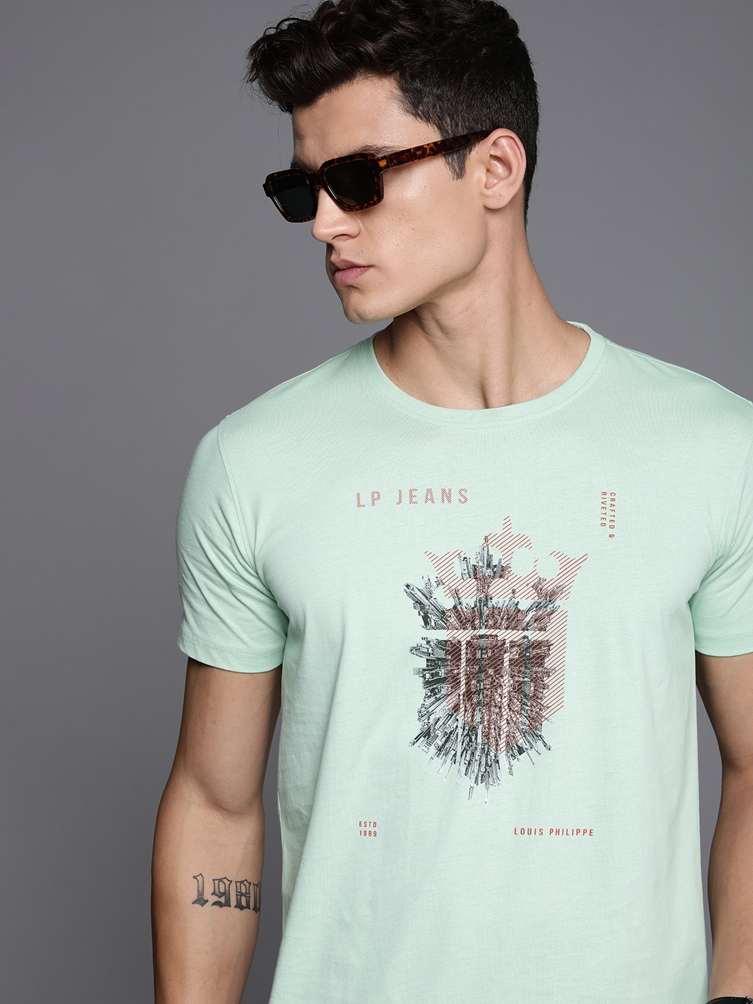 

Louis Philippe Jeans Men Graphic Printed Slim Fit T-shirt, Green