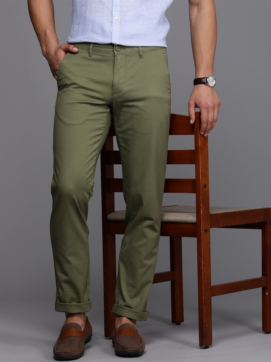 

Louis Philippe Sport Men Slim Fit Chinos, Olive