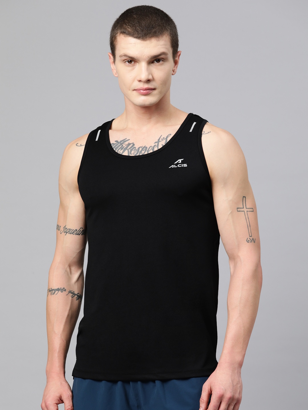 

Alcis Men Brand Logo Printed Anti Static Slim Fit T-shirt, Black