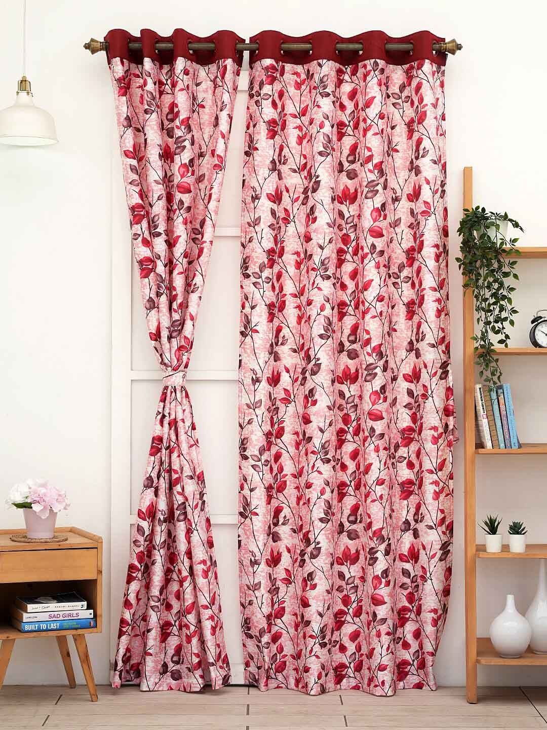 

Ariana Maroon & White Single Floral Long Door Curtain