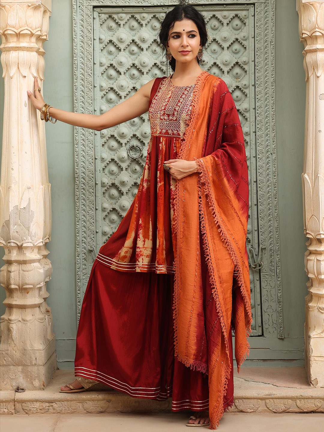 

SCAKHI Ombre Dyed Pleated Sequinned Kurti With Sharara & Dupatta, Maroon