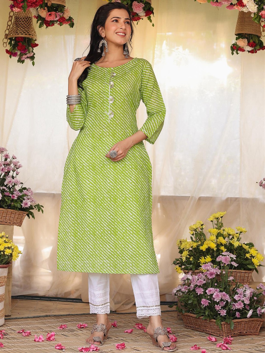 

SCAKHI Leheriya Printed Straight Kurta, Green