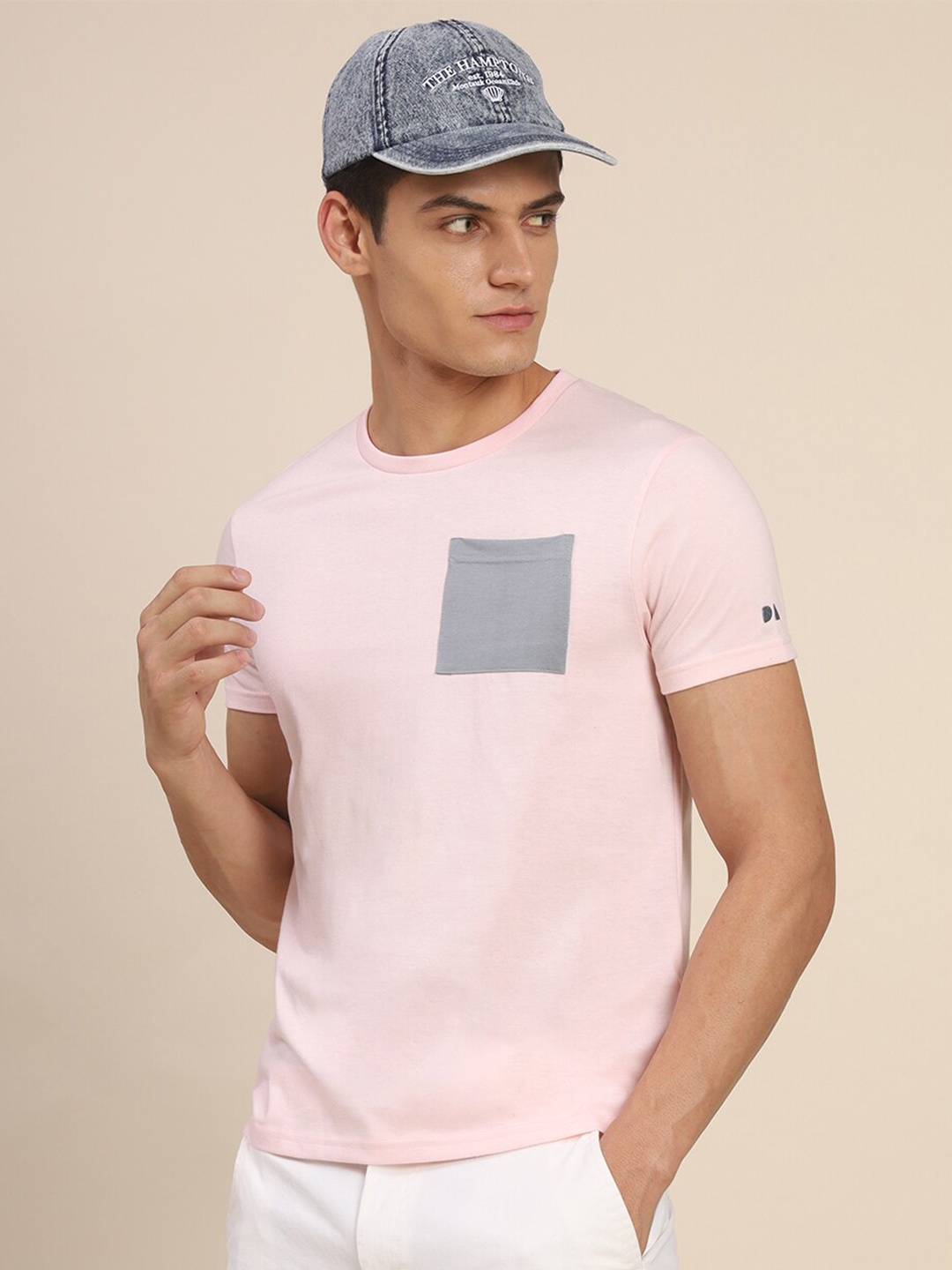 

Dennis Lingo Round Neck Short Sleeves Slim Fit T-shirt, Pink