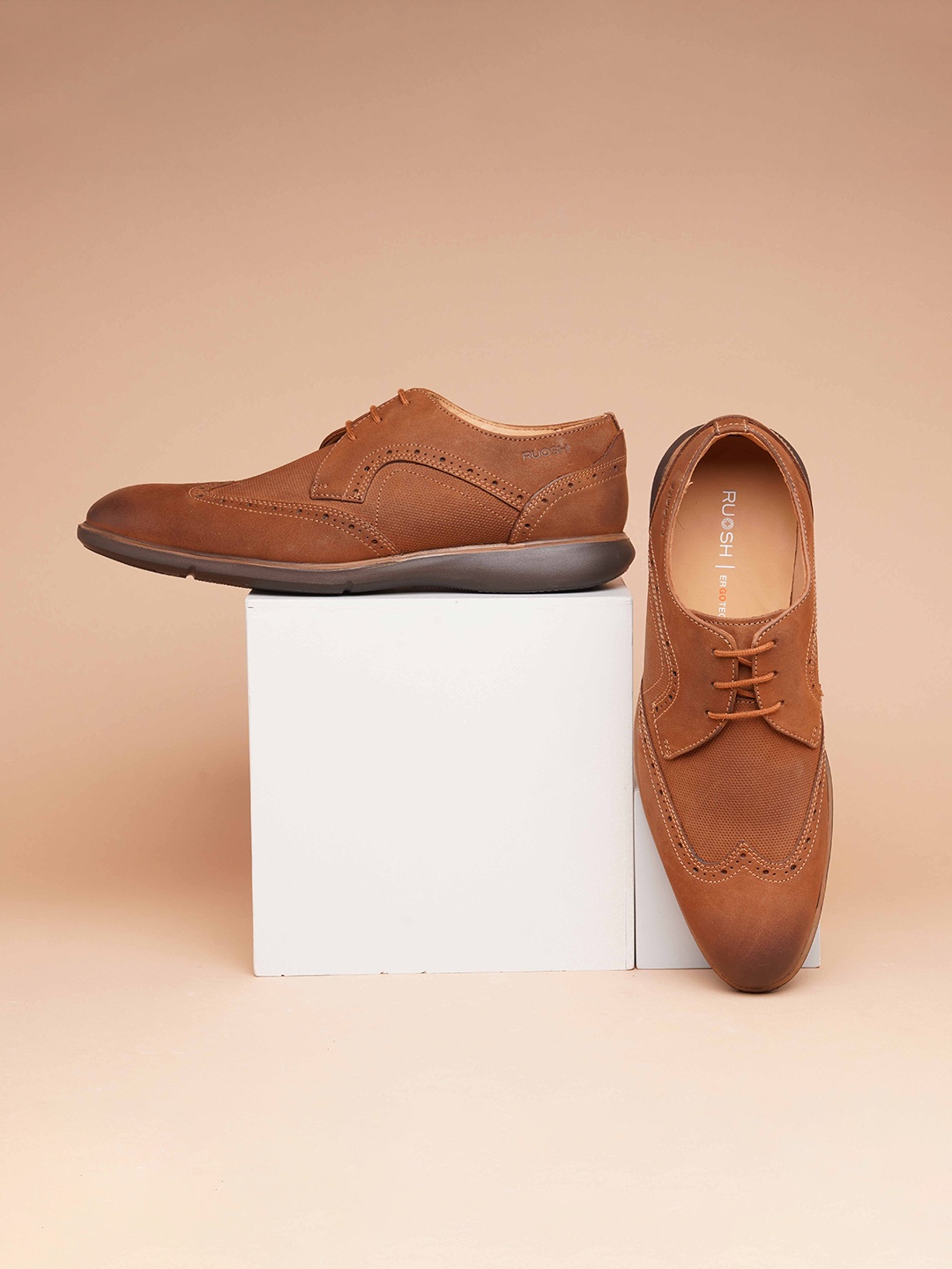 Ruosh Men Leather Lace-Up Formal Brogues, Tan