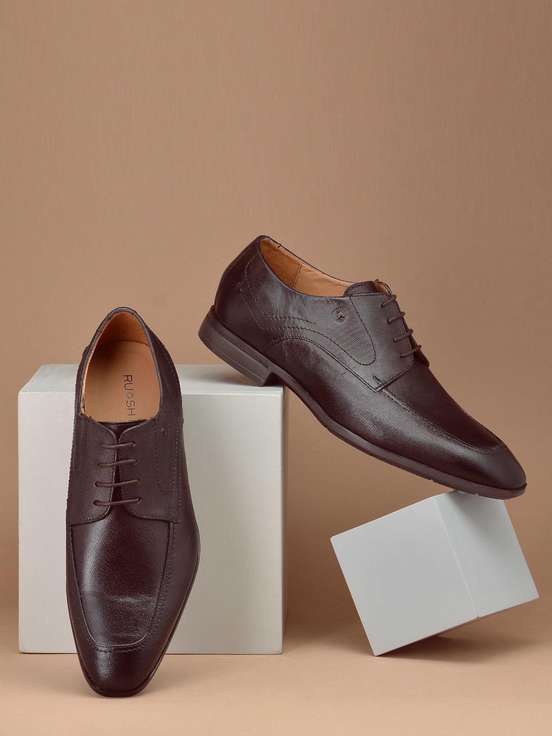 

Ruosh Men Textured Leather Formal Derbys, Brown