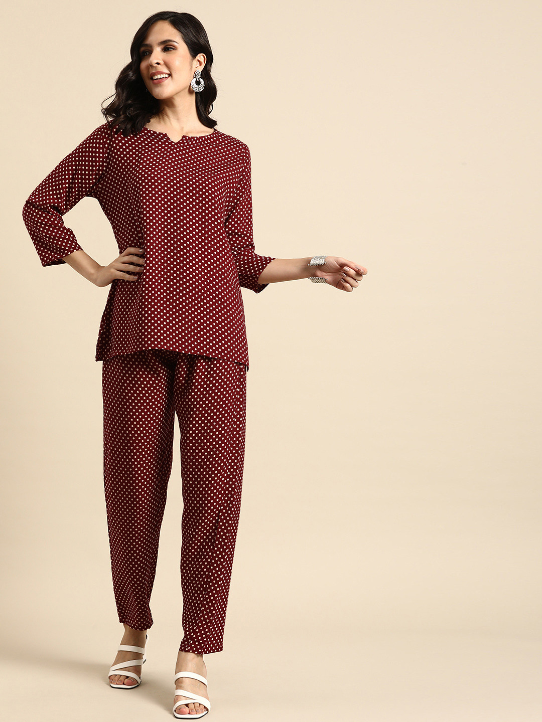 

Anouk Women Printed Regular Pure Cotton Kurti with Trousers, Burgundy