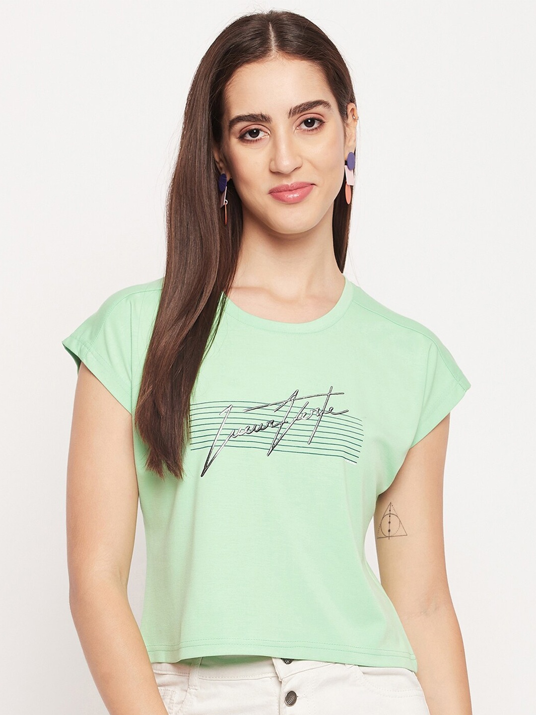 

Okane Typography Printed Extended Sleeves T-shirt, Green