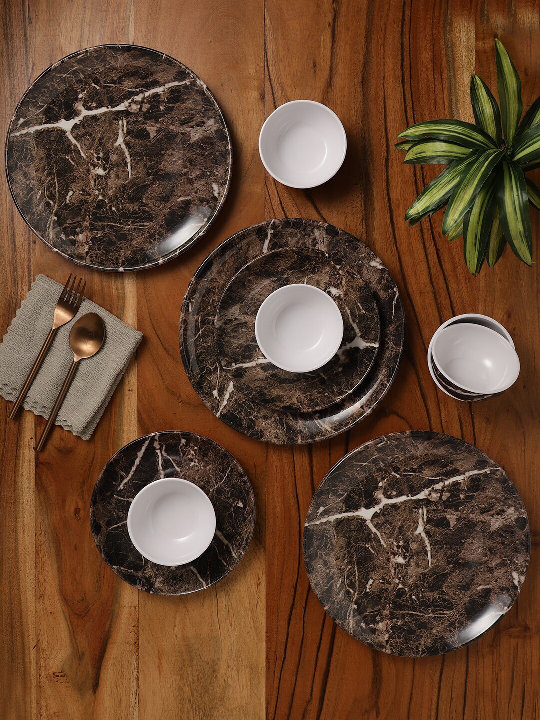 

CDI Brown 18 Pieces Marble Printed Melamine Glossy Dinner Set