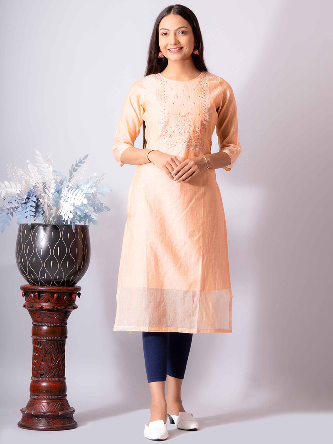 

NAYRA Embroidered Thread Work Silk Kurta, Peach