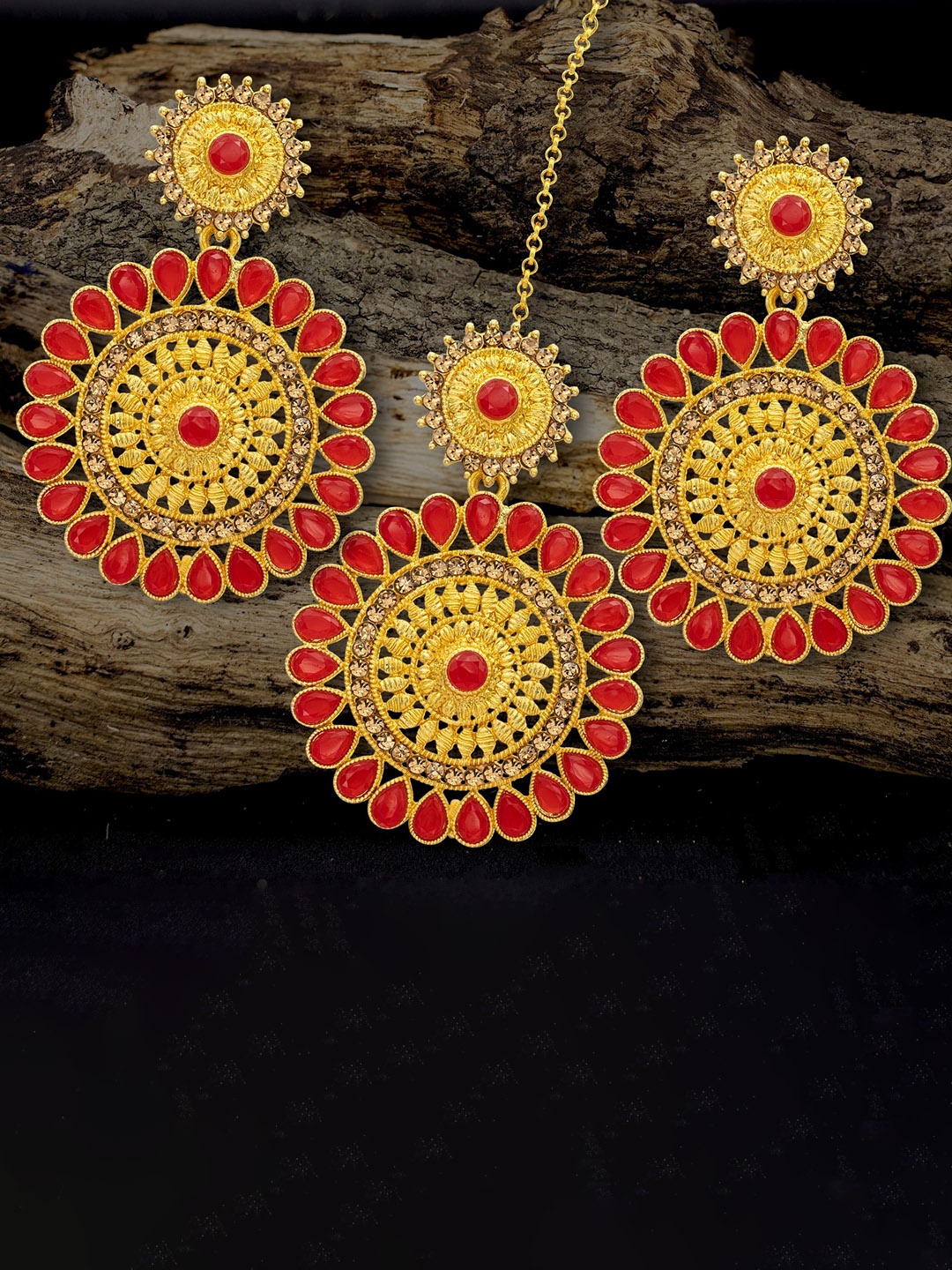 

Rhymee Gold-Plated Circular Drop Earrings With Mangtikka