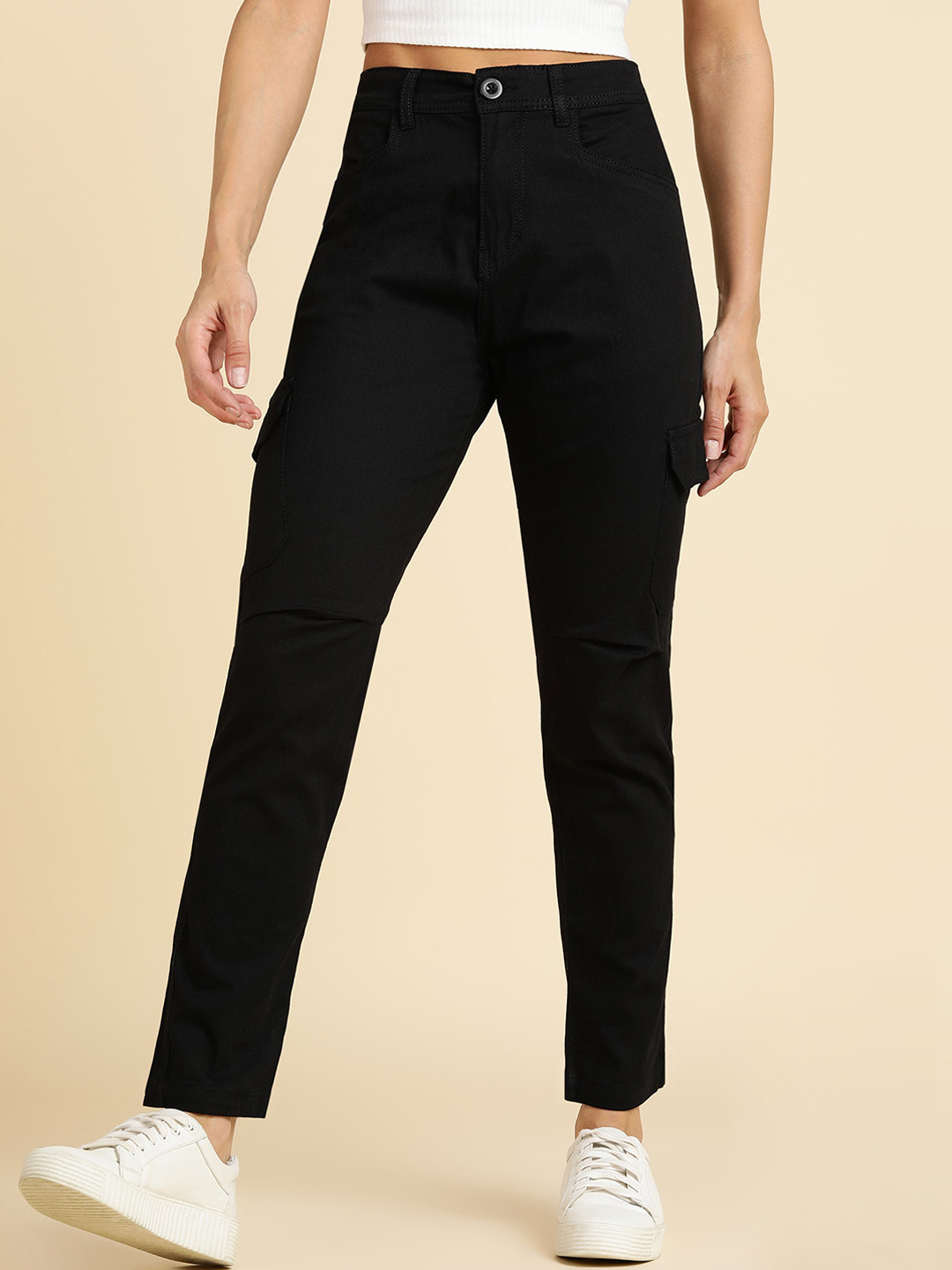 

MONTREZ Women Black Comfort Trousers