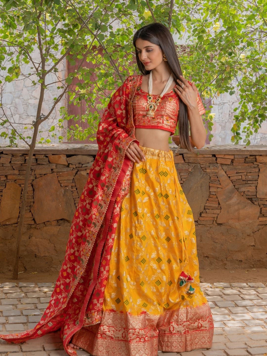 

HOUSE OF JAMOTI Ready to Wear Lehenga & Blouse With Dupatta, Red