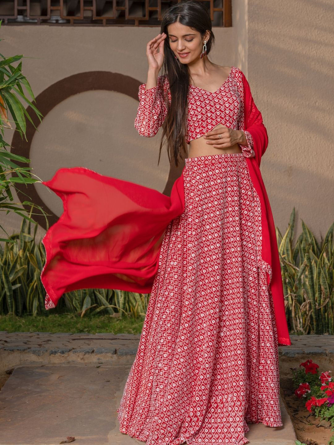 

HOUSE OF JAMOTI Embroidered Ready to Wear Lehenga & Blouse With Dupatta, Red