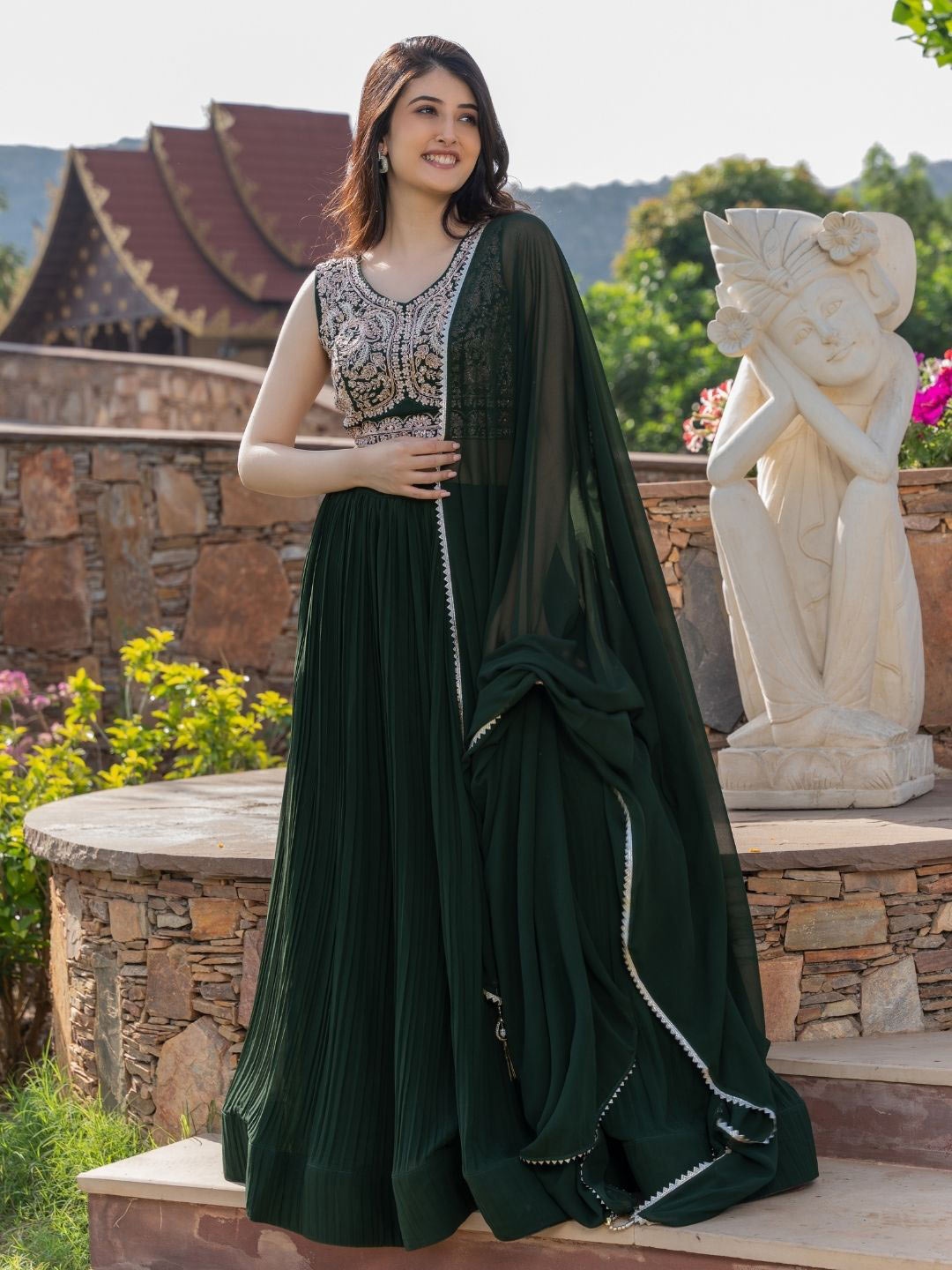 

HOUSE OF JAMOTI Embroidered Ready to Wear Lehenga & Blouse With Dupatta, Green