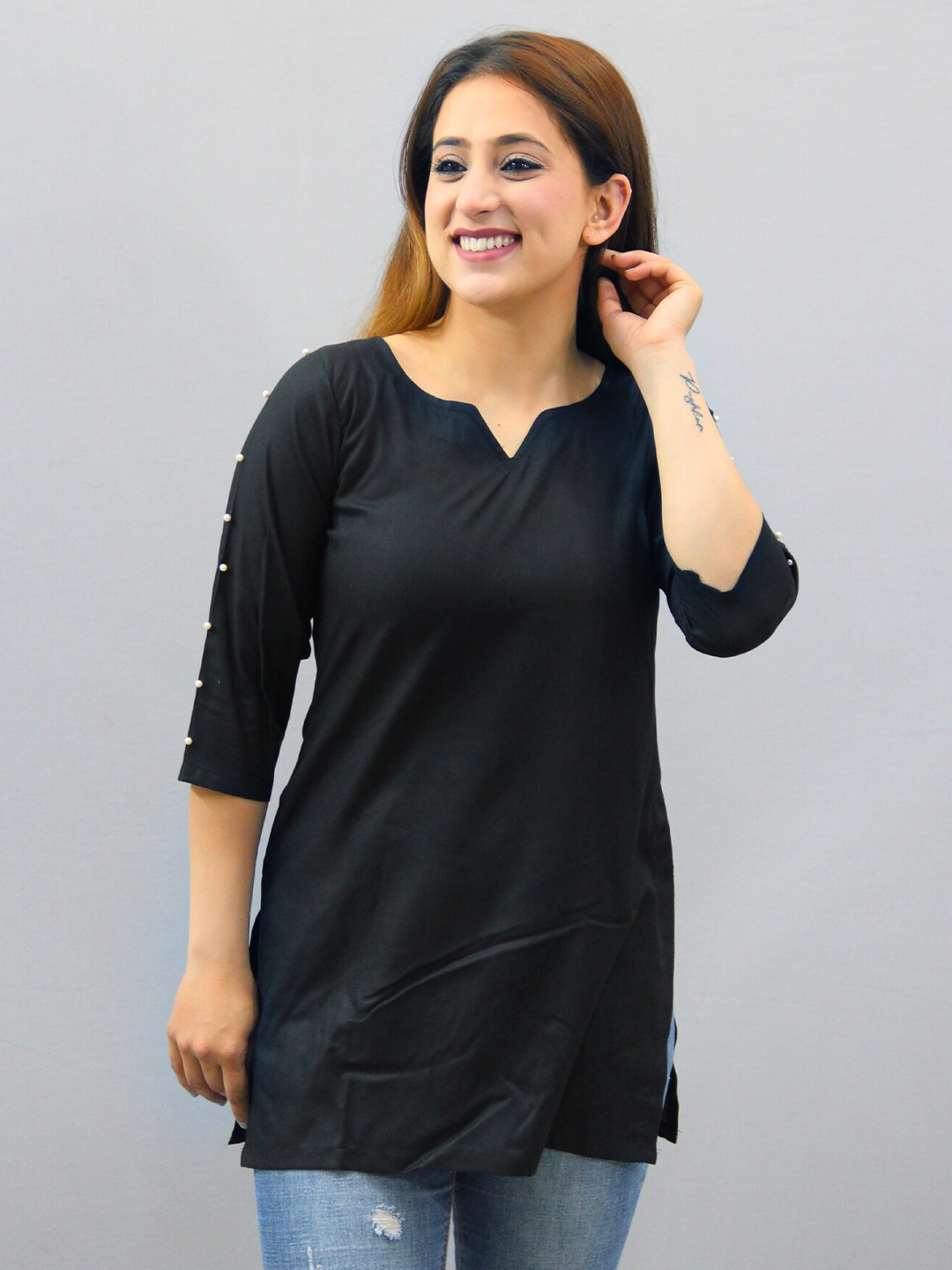 

CRAZEVILLA Beads Detail Notched Neck Kurti, Black