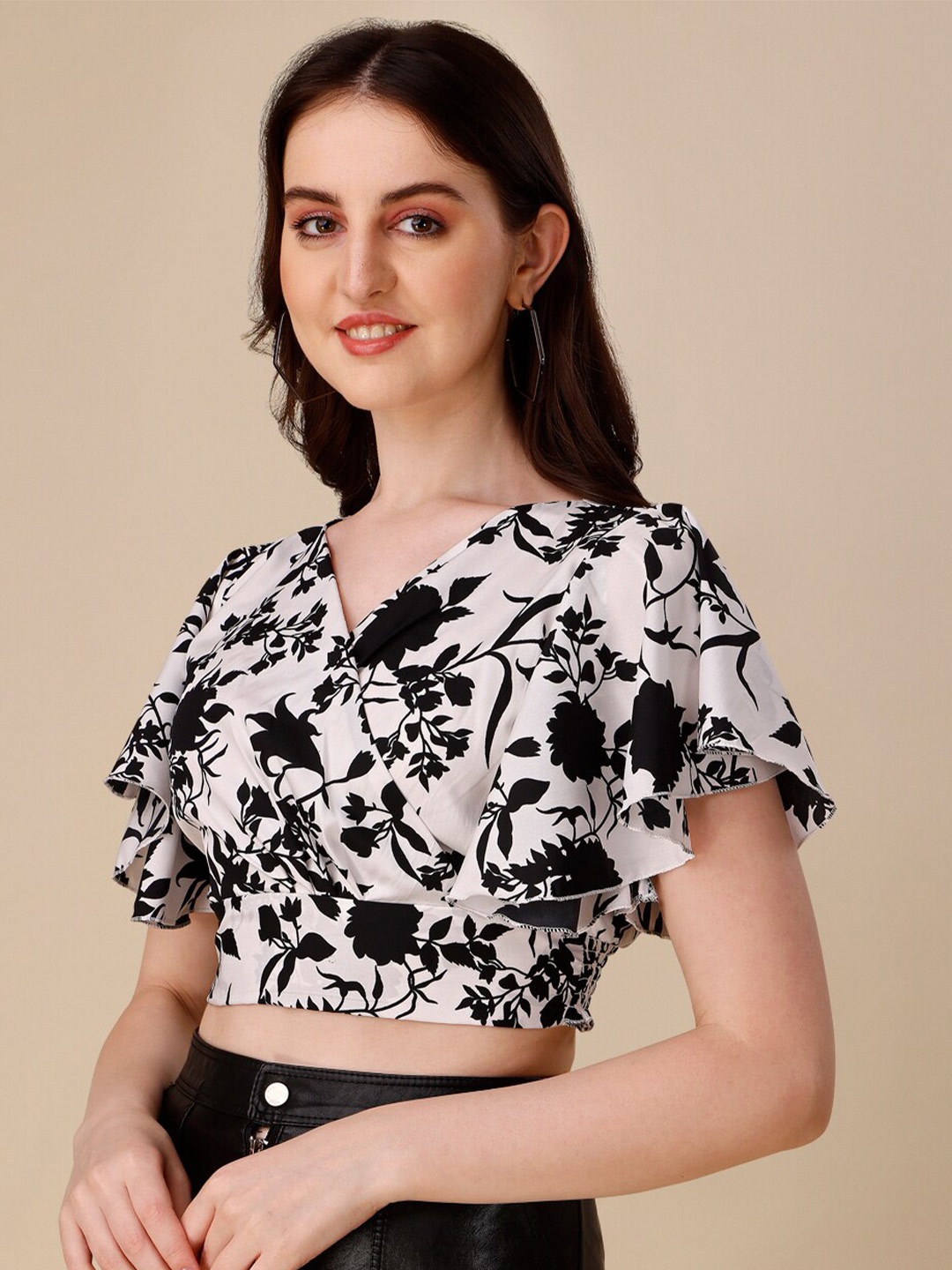 

SHEETAL Associates Floral Print Flutter Sleeve Crepe Wrap Crop Top, Black