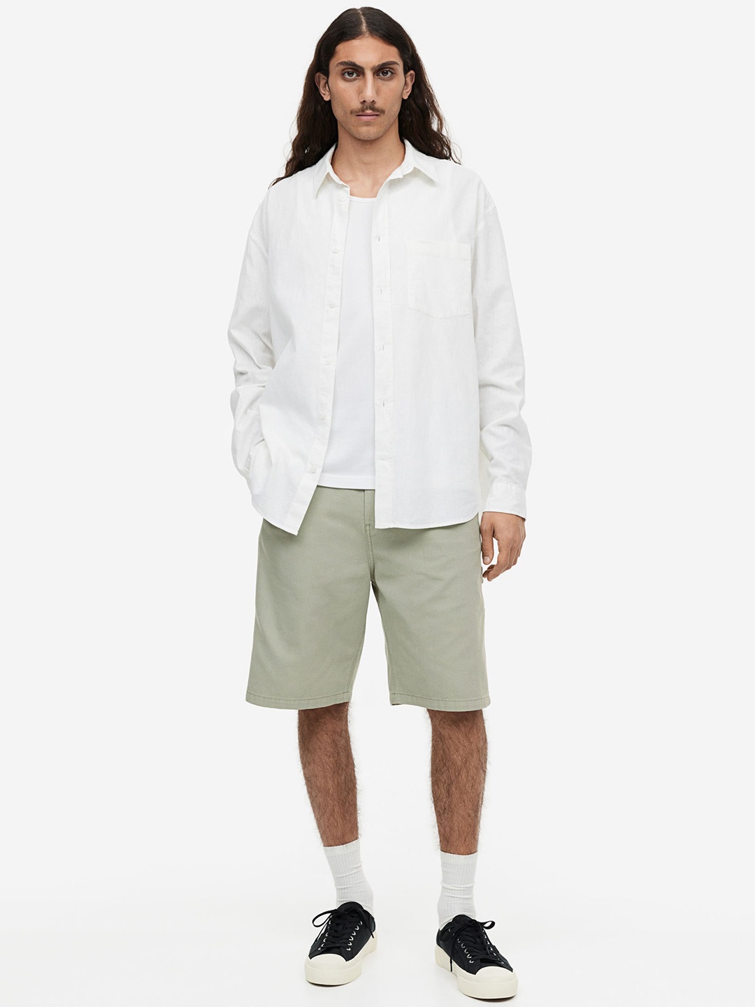 

H&M Men Relaxed Fit Pure Cotton Worker Shorts, Green