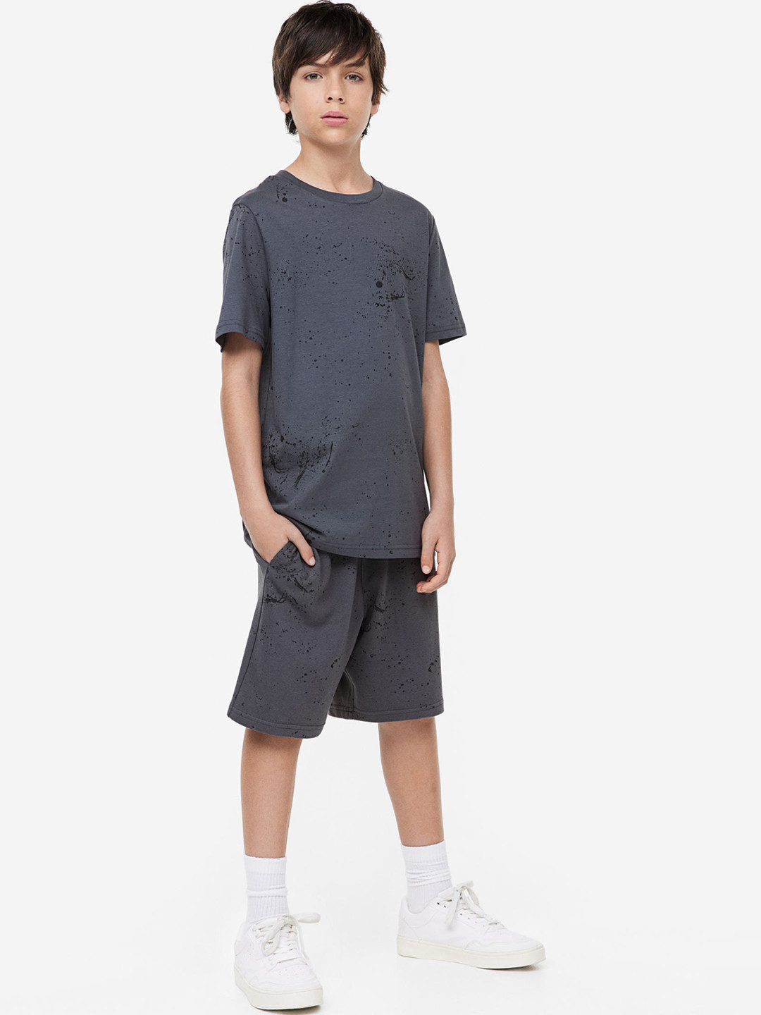 

H&M Boys Printed Sweatshorts, Grey