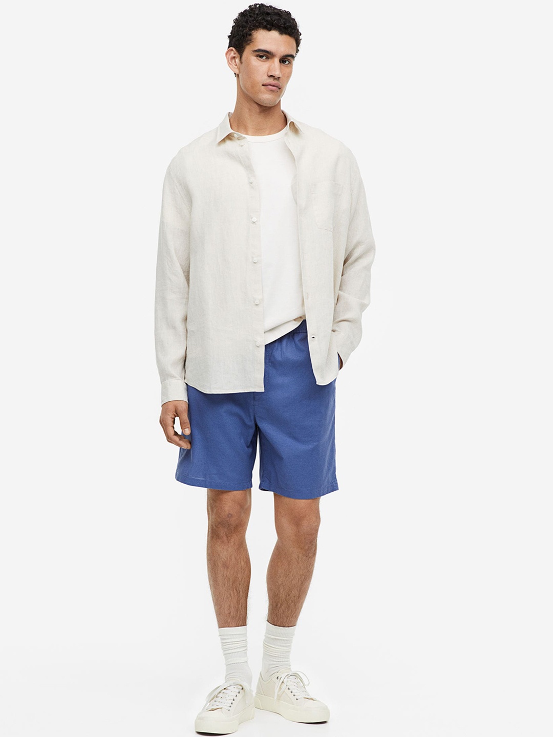 

H&M Men Regular Fit Linen-Blend Shorts, Blue