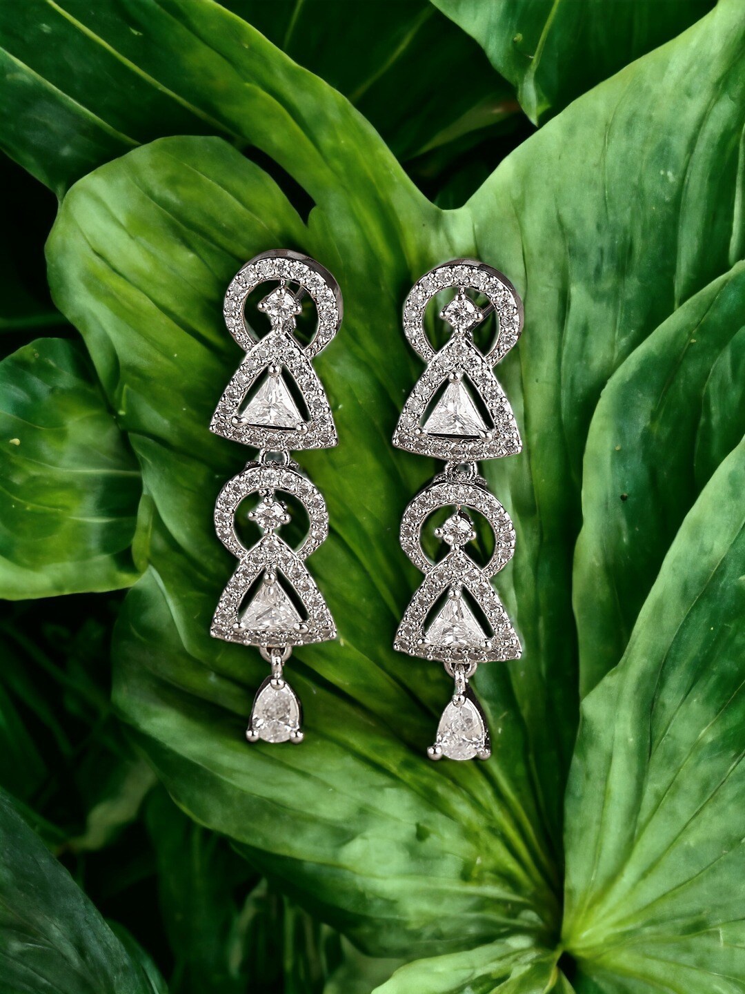 

DressBerry Silver-Plated Diamond Shaped Drop Earrings