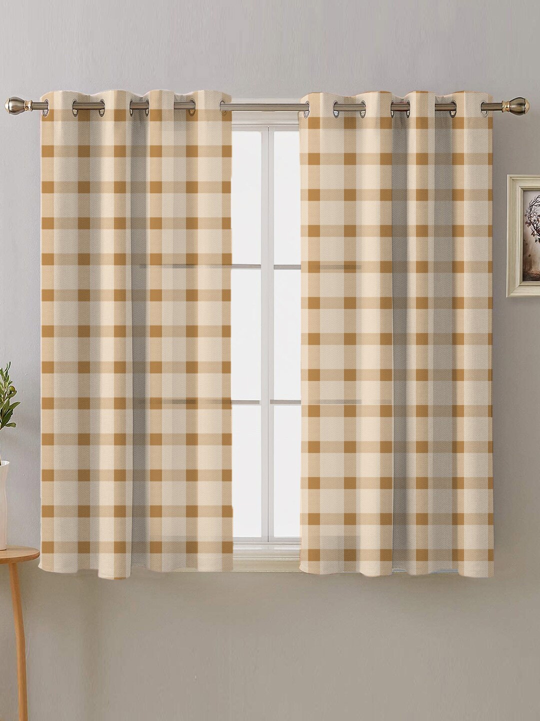 

SPACES Boho Beige & Brown 2 Pieces Colourblocked Room Darkening Window Curtain