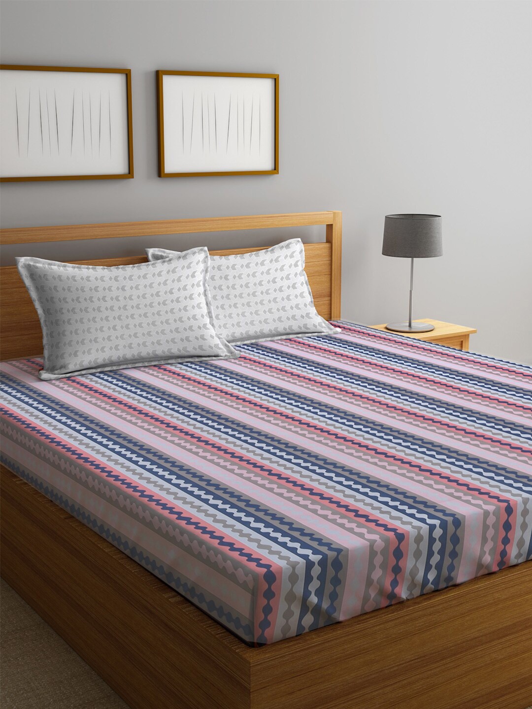 KLOTTHE Blue & Pink Striped 300 TC King Bedsheet With 2 Pillow Covers