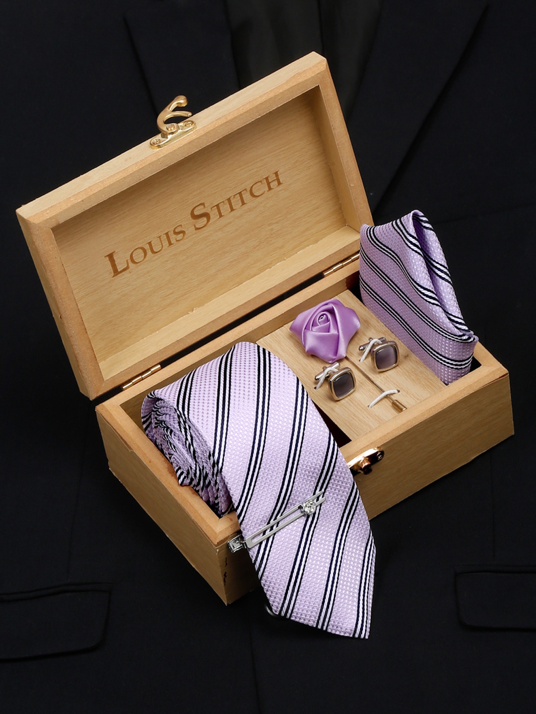 

LOUIS STITCH Men Lavender Italian Silk Necktie Accessory Gift Set